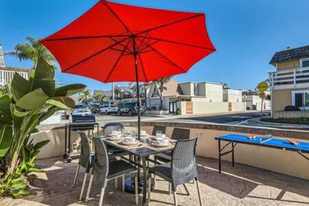 Awesome 3Br 2Bth 1 Block To Beach C2 Newport Beach Dış mekan fotoğraf